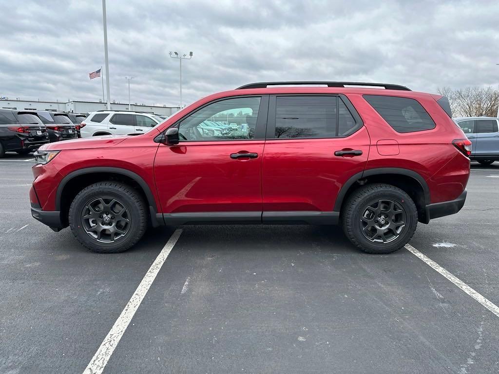 new 2025 Honda Pilot car, priced at $52,035