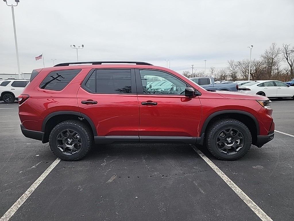 new 2025 Honda Pilot car, priced at $52,035