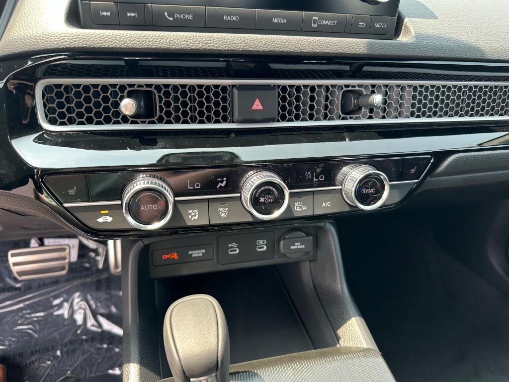 new 2025 Honda Civic Hybrid car, priced at $30,100