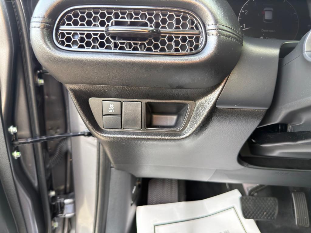 used 2025 Honda HR-V car, priced at $25,900