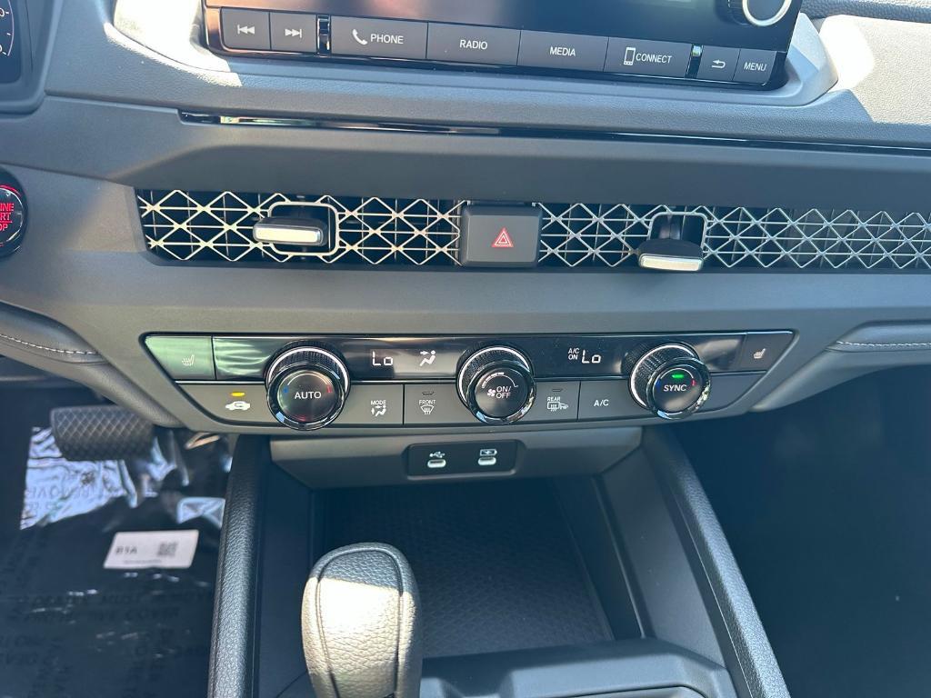 new 2025 Honda Accord car, priced at $31,710