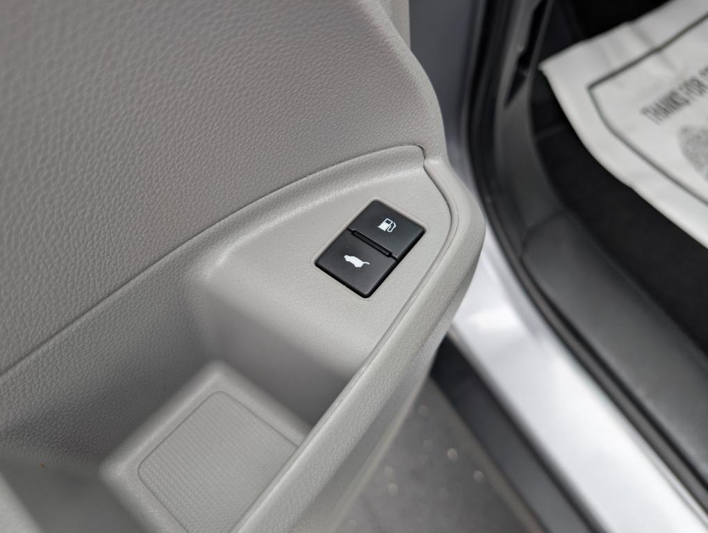 used 2021 Honda Pilot car, priced at $27,700