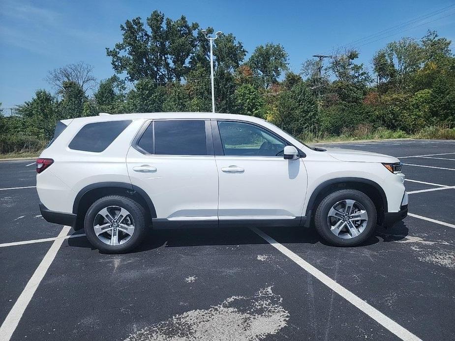 new 2025 Honda Pilot car, priced at $47,150