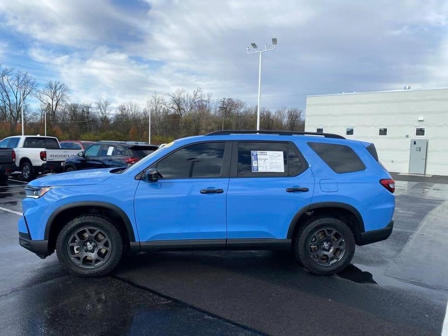 used 2024 Honda Pilot car, priced at $43,900