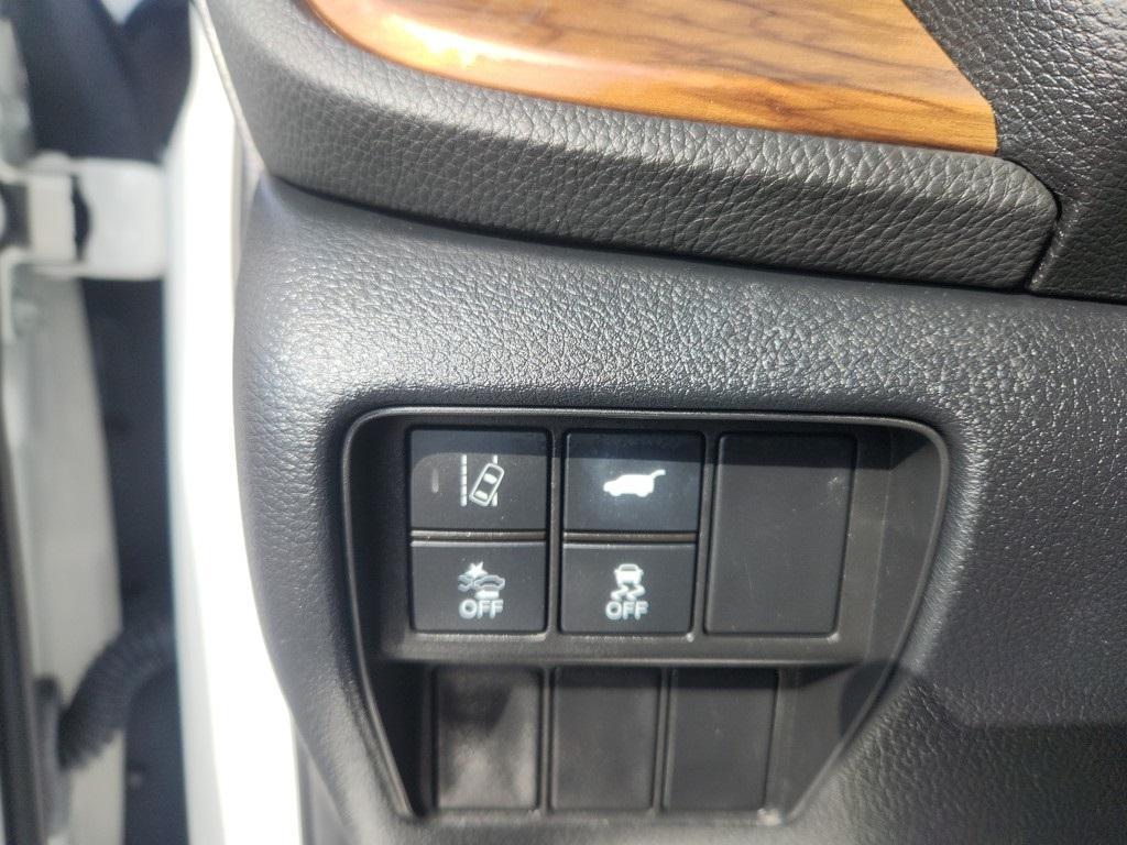 used 2022 Honda CR-V Hybrid car, priced at $30,900