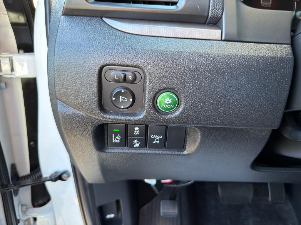 used 2025 Honda Ridgeline car, priced at $36,900