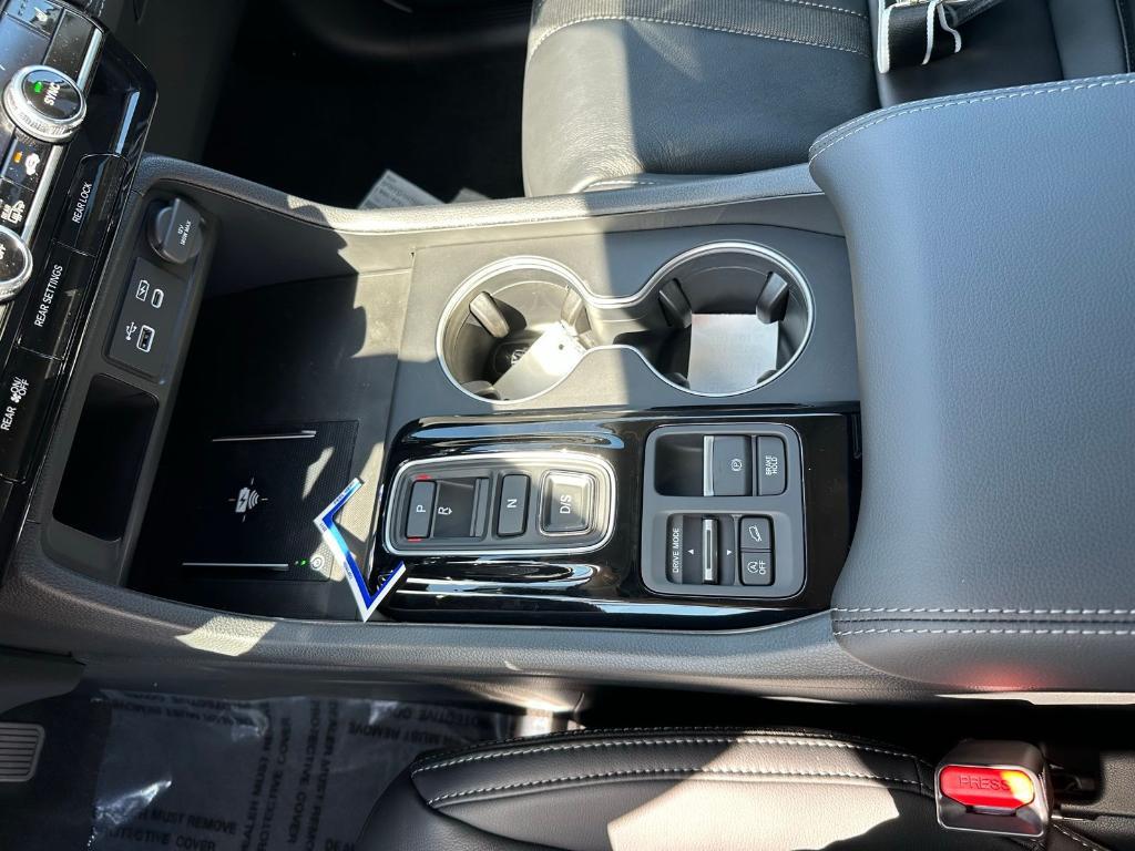 new 2025 Honda Pilot car, priced at $54,180