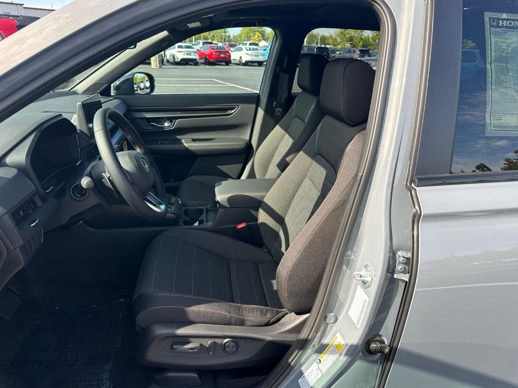 new 2026 Honda CR-V Hybrid car, priced at $39,035