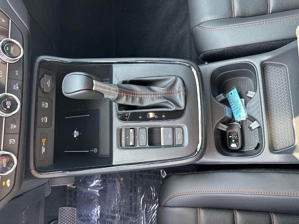 new 2026 Honda CR-V Hybrid car, priced at $41,620