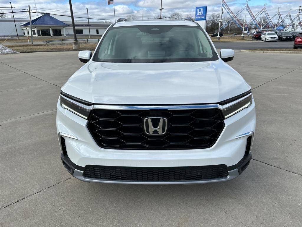 new 2025 Honda Pilot car, priced at $51,505