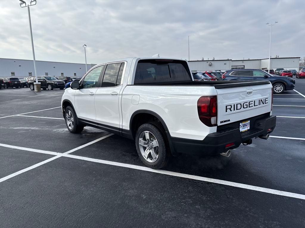 new 2025 Honda Ridgeline car, priced at $45,135
