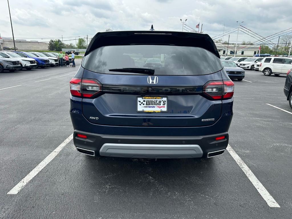 new 2025 Honda Pilot car, priced at $51,825