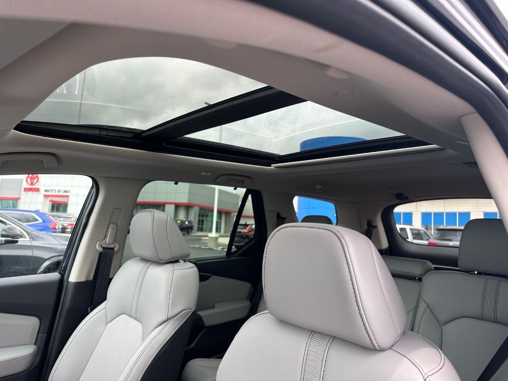 new 2025 Honda Pilot car, priced at $51,825