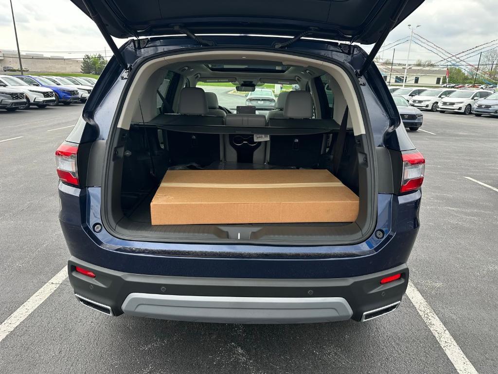 new 2025 Honda Pilot car, priced at $51,825