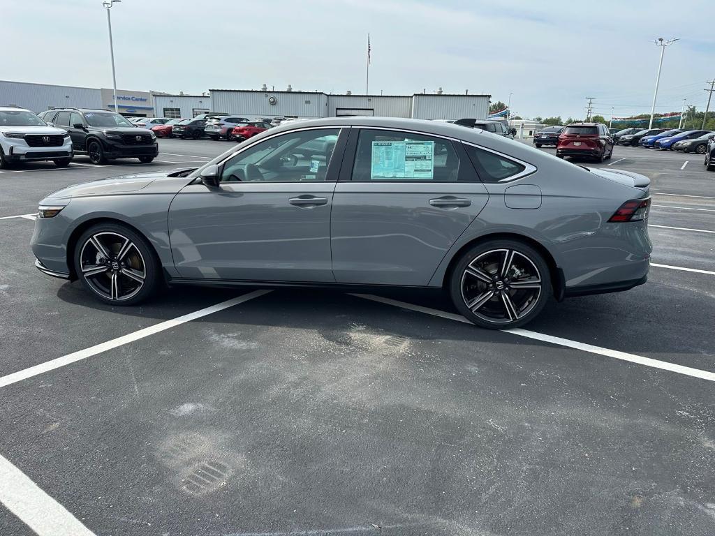 new 2025 Honda Accord Hybrid car, priced at $35,260