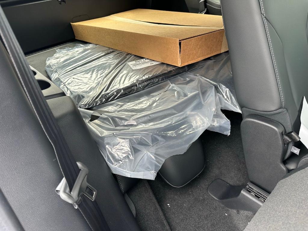 new 2025 Honda Pilot car, priced at $47,550