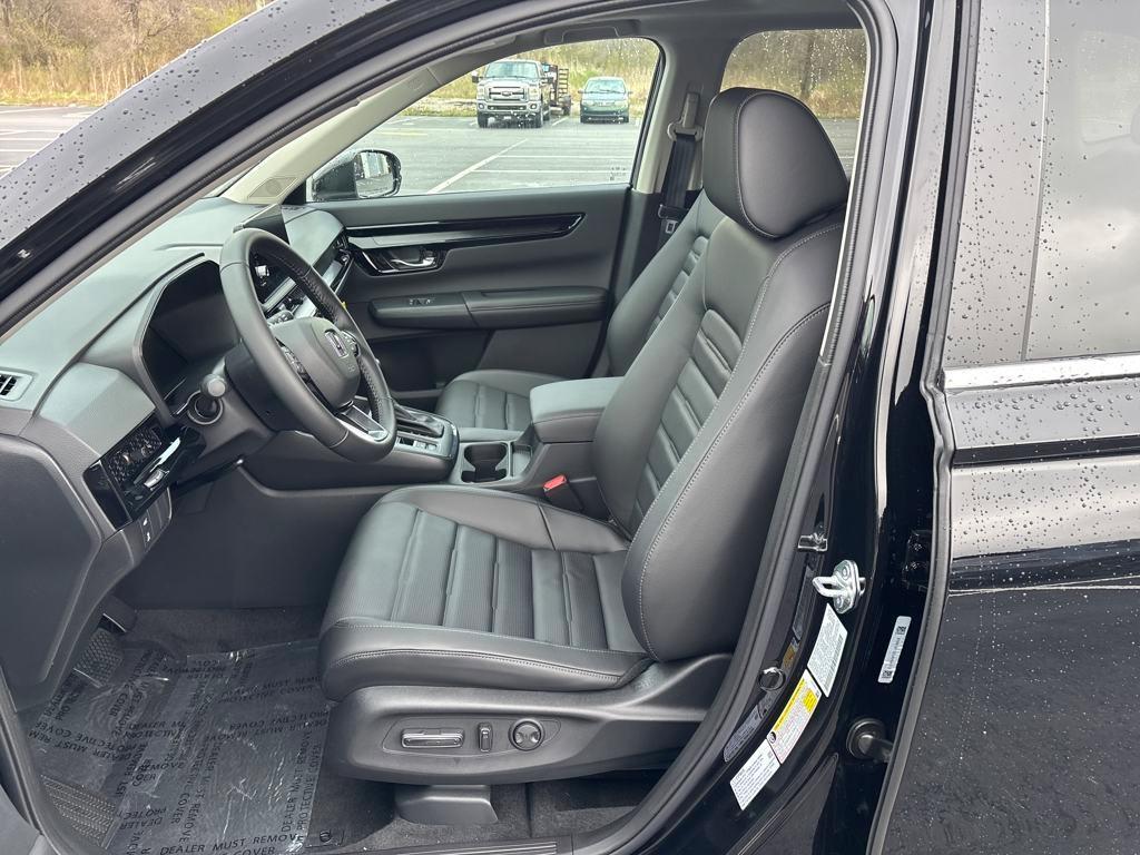new 2025 Honda CR-V car, priced at $37,895