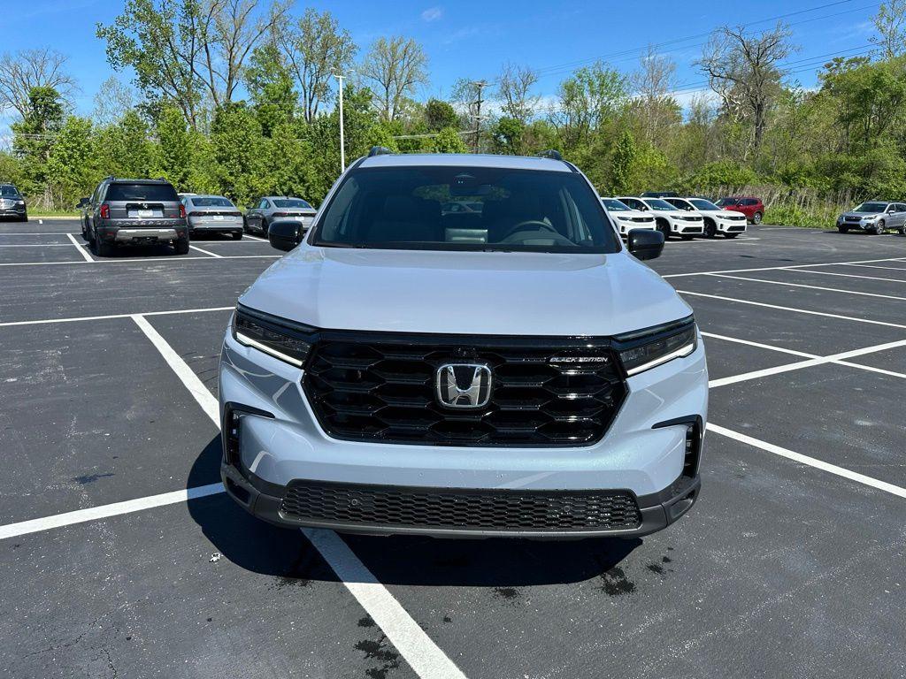 new 2025 Honda Pilot car, priced at $56,485