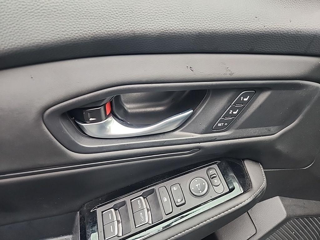 used 2025 Honda Accord Hybrid car, priced at $36,900