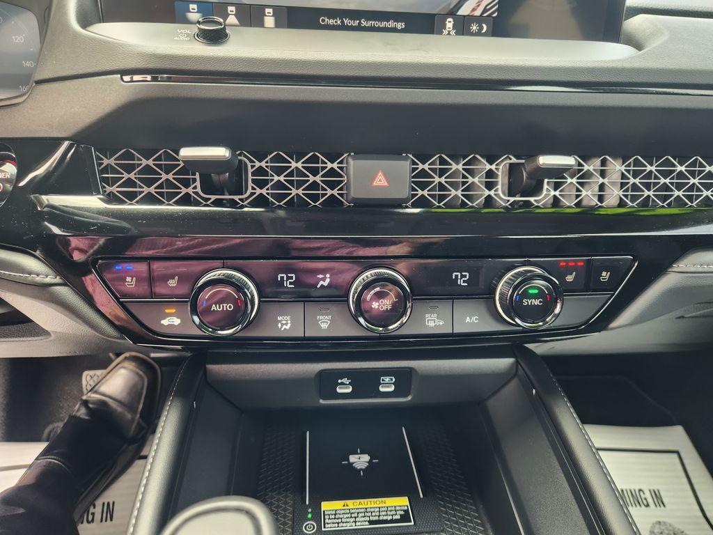 used 2025 Honda Accord Hybrid car, priced at $35,900