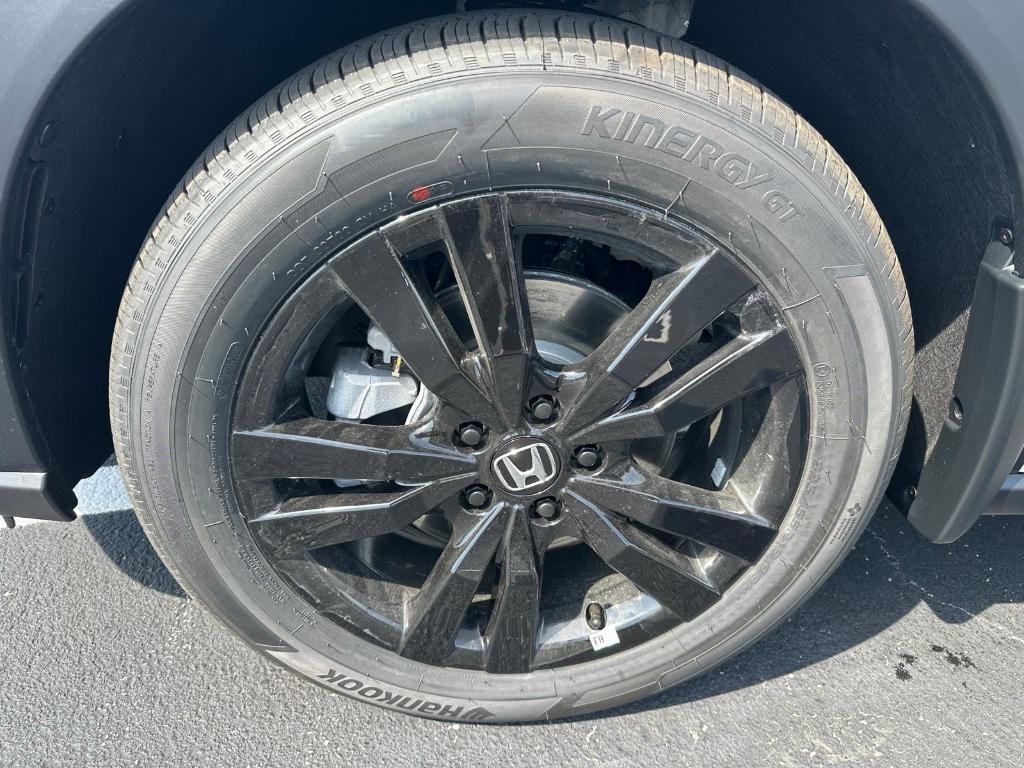 new 2026 Honda HR-V car, priced at $31,405