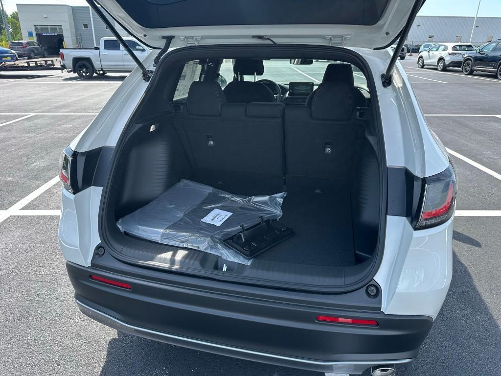 new 2026 Honda HR-V car, priced at $31,405