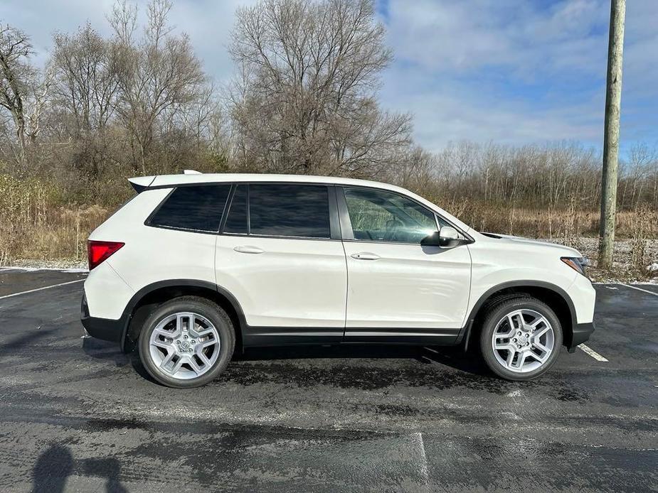 new 2025 Honda Passport car, priced at $44,250