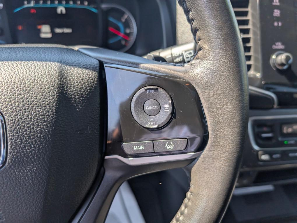 used 2022 Honda Pilot car, priced at $32,400