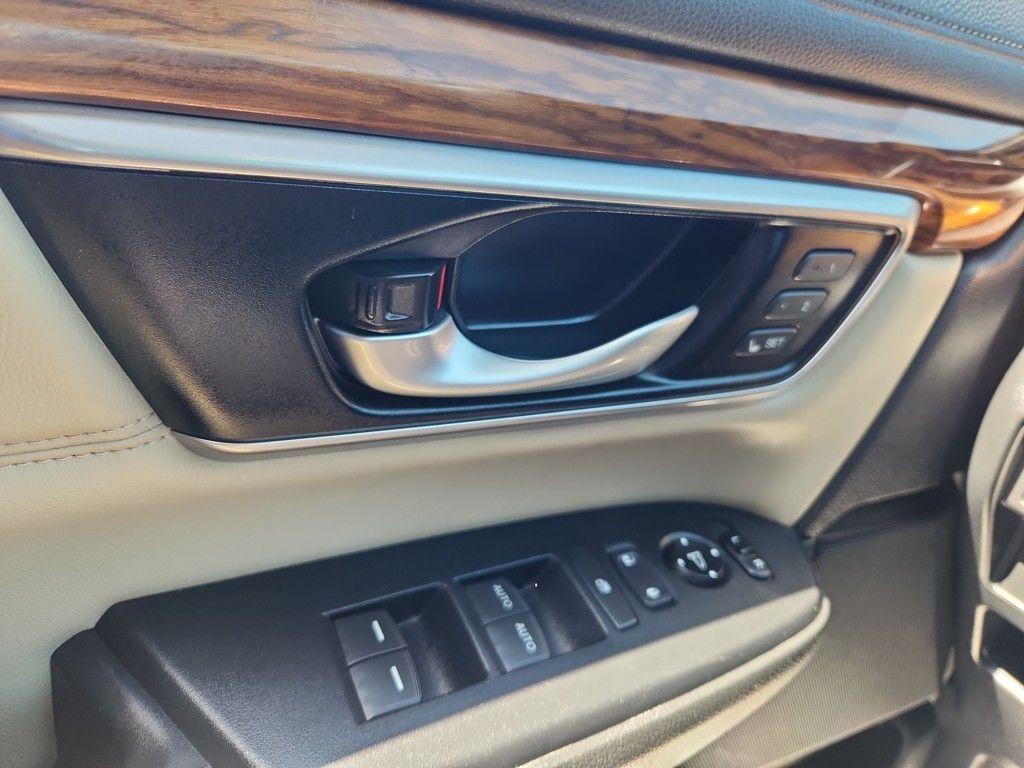 used 2019 Honda CR-V car, priced at $20,900