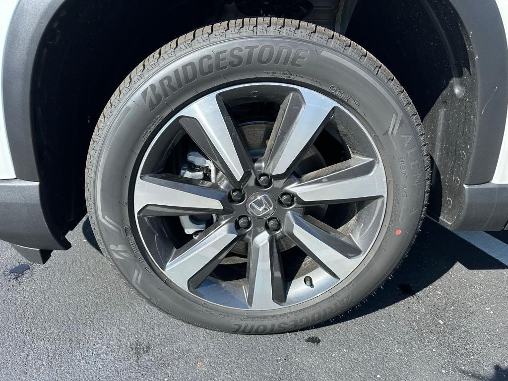 new 2025 Honda Pilot car, priced at $51,550