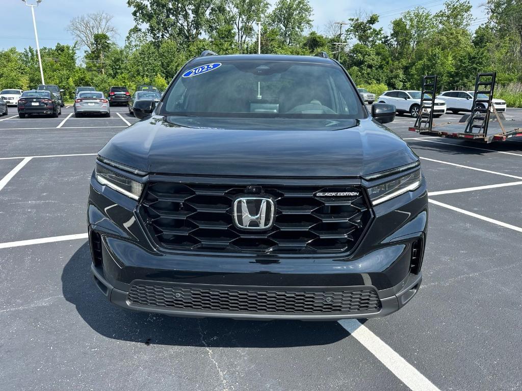 new 2025 Honda Pilot car, priced at $56,075