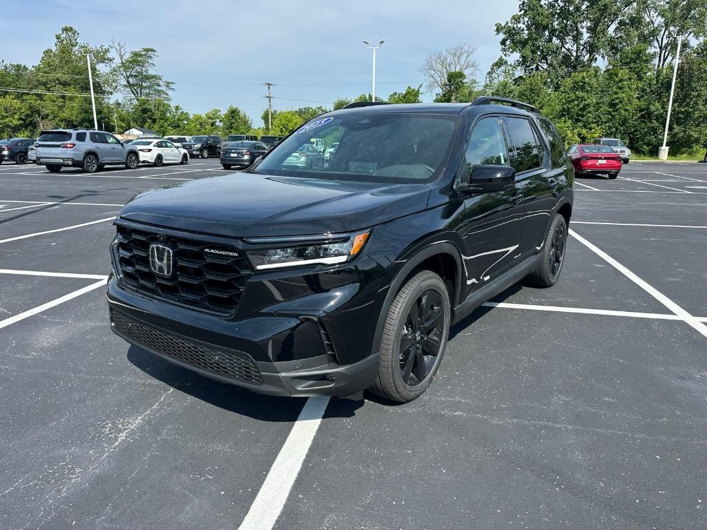 new 2025 Honda Pilot car, priced at $56,075