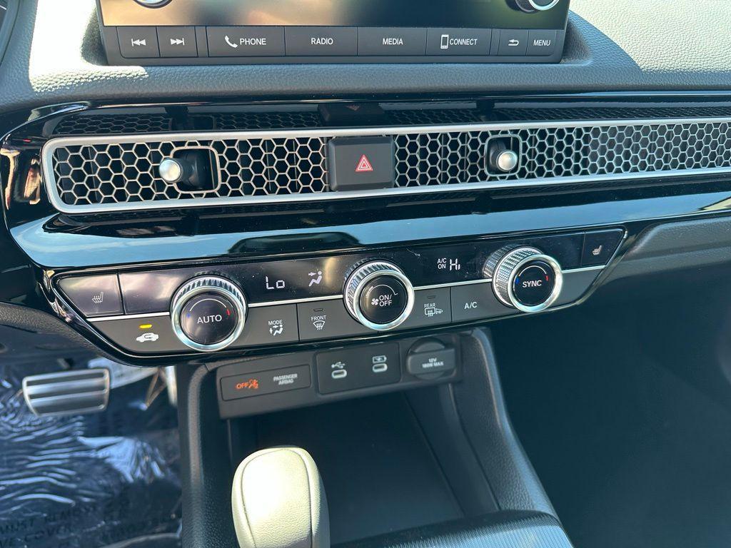 new 2025 Honda Civic Hybrid car, priced at $30,555