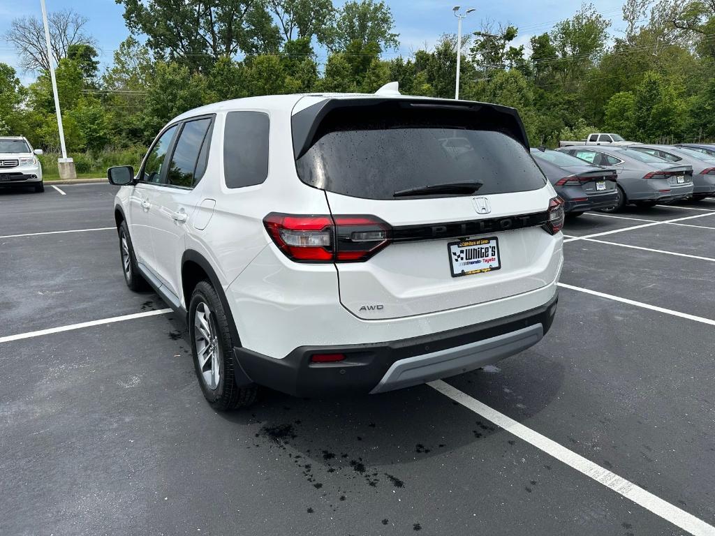 new 2025 Honda Pilot car, priced at $48,280
