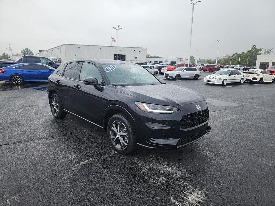 new 2025 Honda HR-V car, priced at $32,050