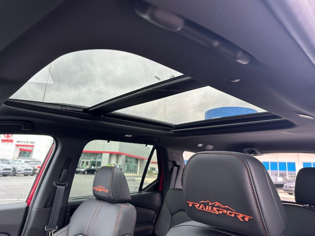 new 2025 Honda Pilot car, priced at $51,350