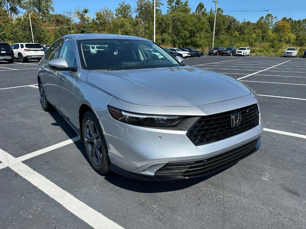 new 2025 Honda Accord Hybrid car, priced at $36,090