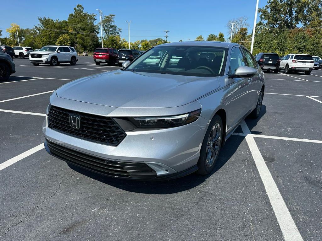 new 2025 Honda Accord Hybrid car, priced at $36,090