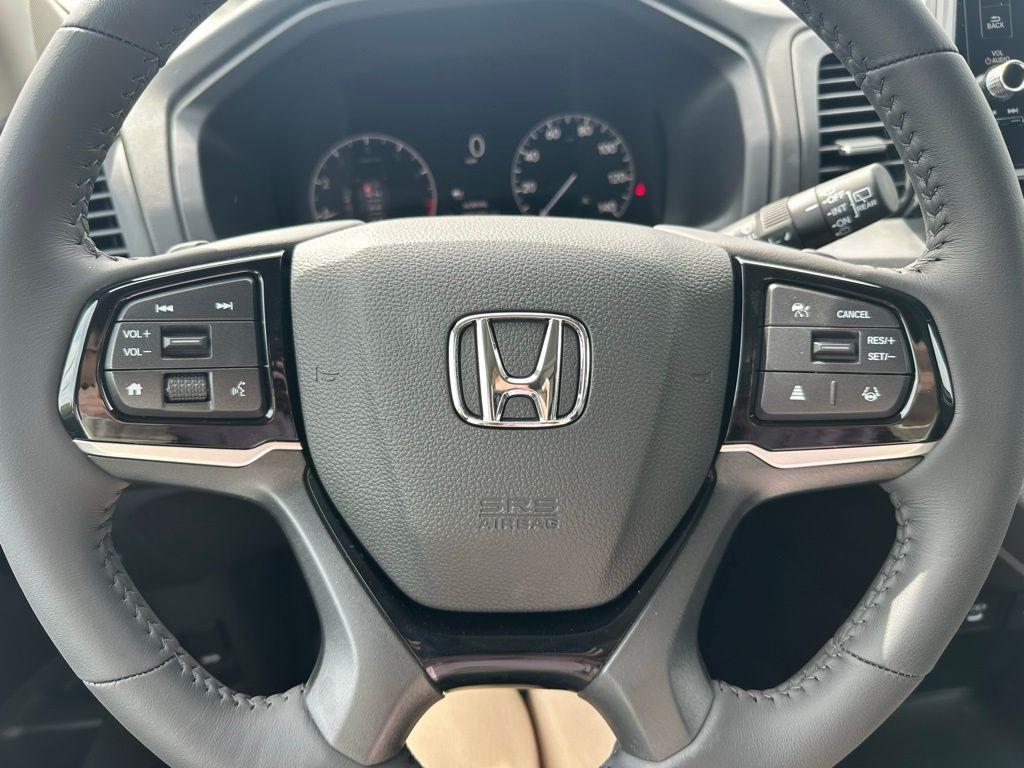 new 2025 Honda Odyssey car, priced at $48,360