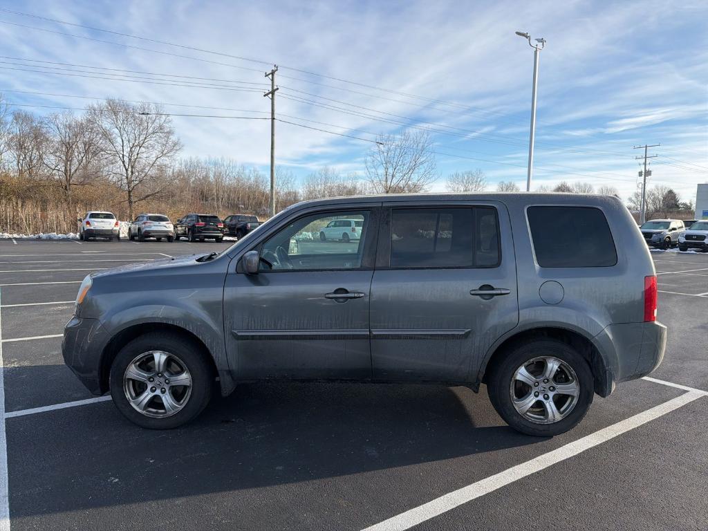 used 2012 Honda Pilot car, priced at $7,800