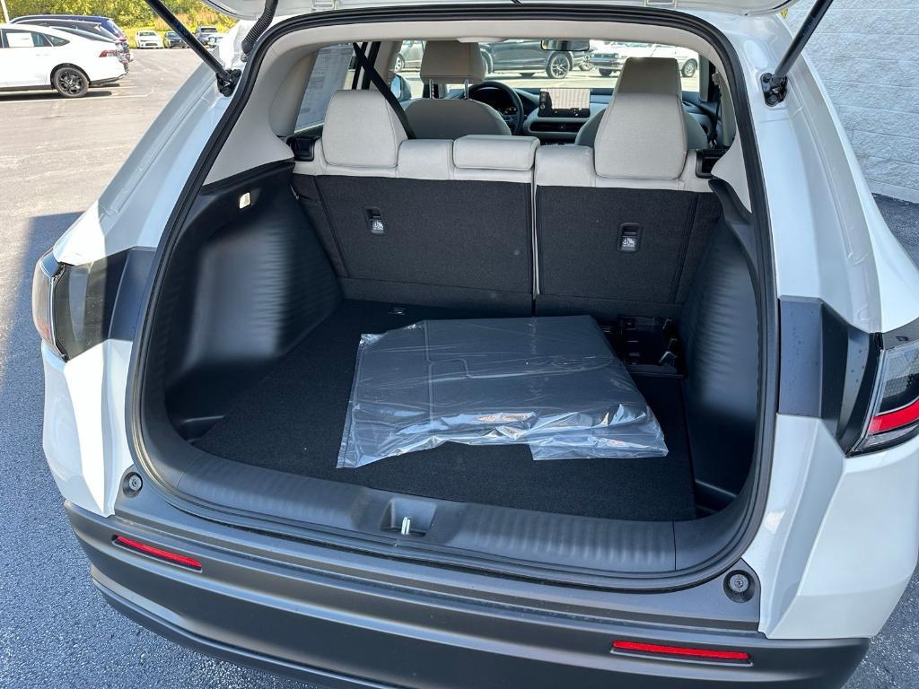 new 2026 Honda HR-V car, priced at $29,605