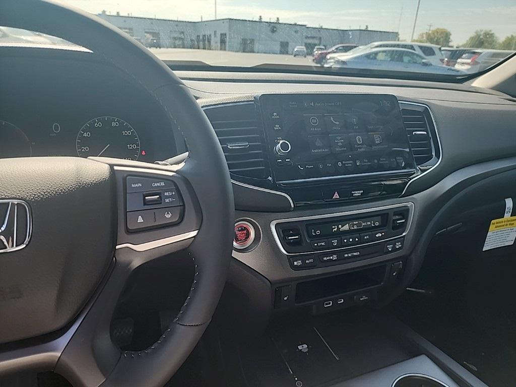 new 2025 Honda Ridgeline car, priced at $46,355