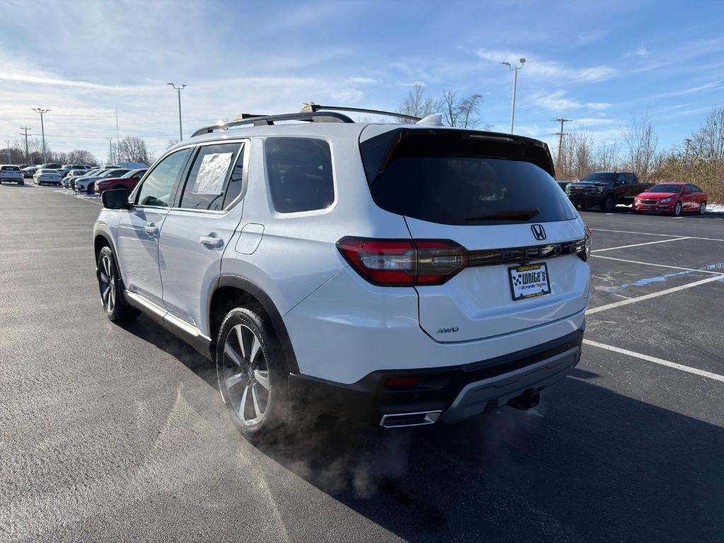 used 2023 Honda Pilot car, priced at $41,800