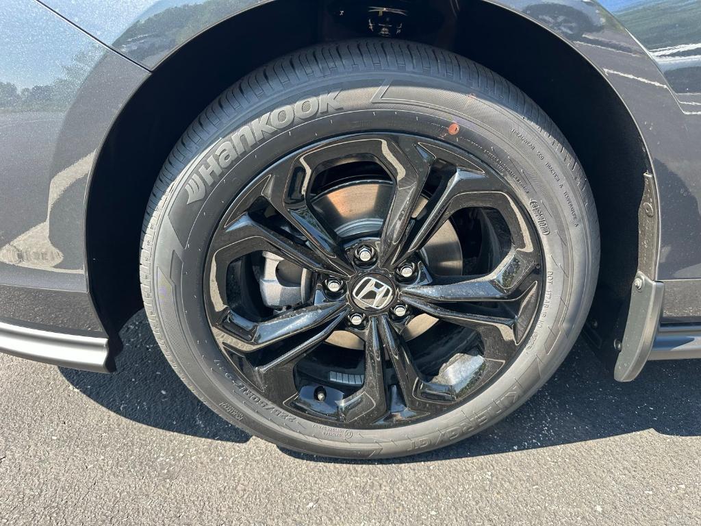 new 2025 Honda Accord car, priced at $31,710