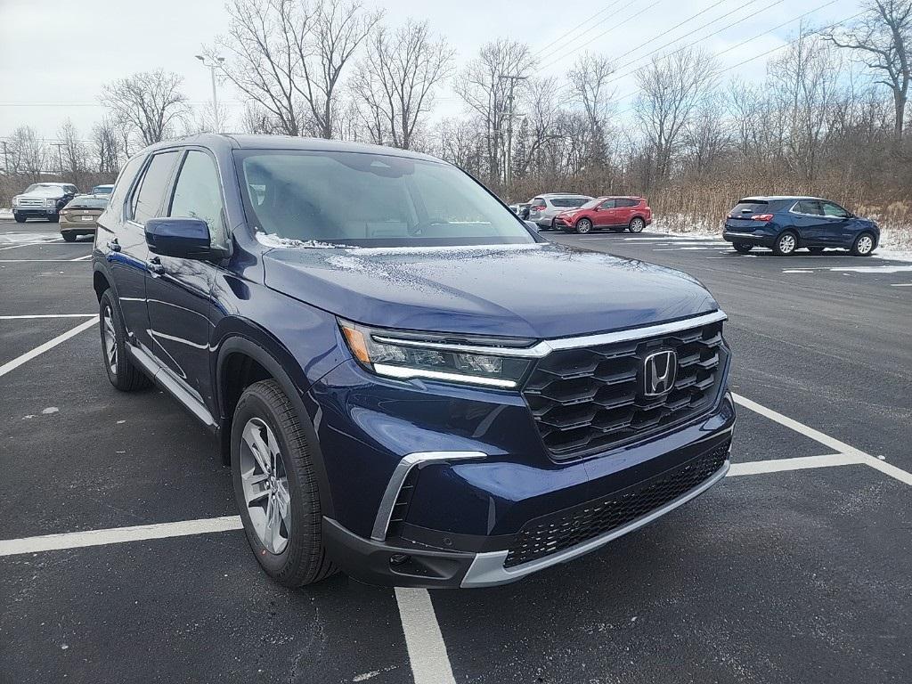 new 2025 Honda Pilot car, priced at $47,725