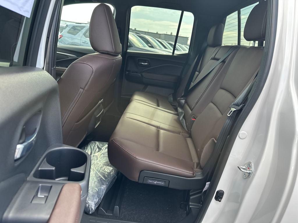 new 2025 Honda Ridgeline car, priced at $53,400