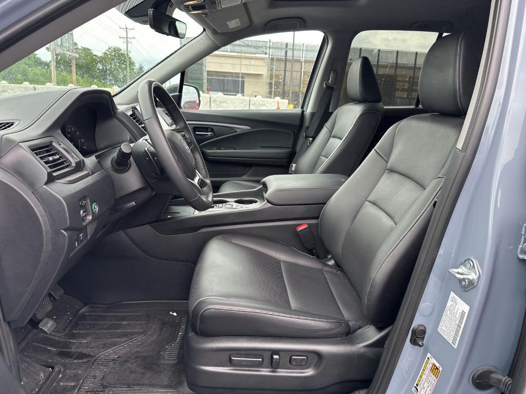 used 2024 Honda Ridgeline car, priced at $36,900