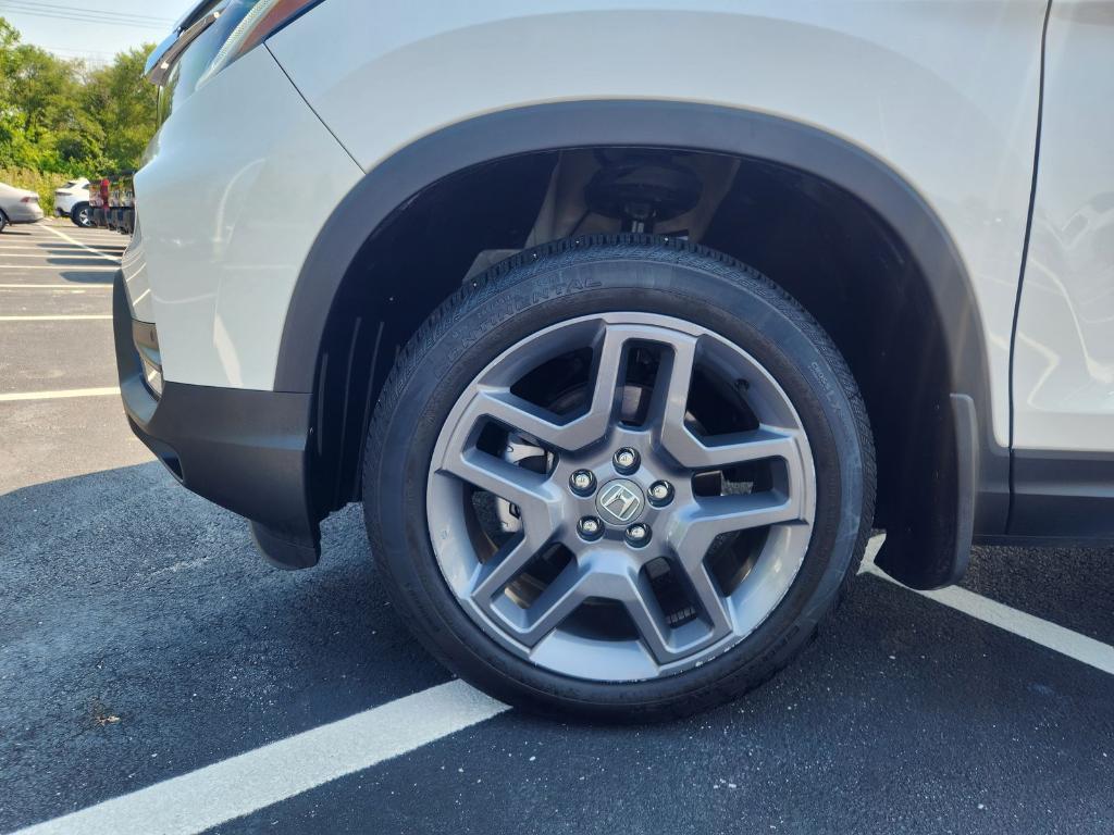 used 2023 Honda Passport car, priced at $33,900