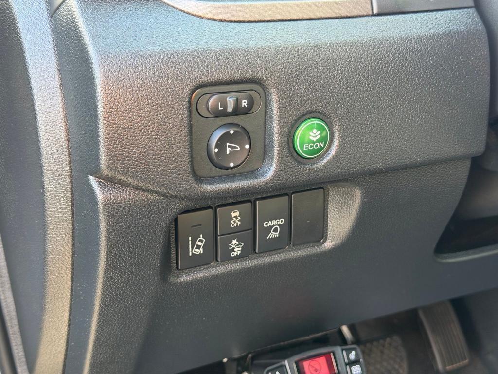 used 2023 Honda Ridgeline car, priced at $25,900