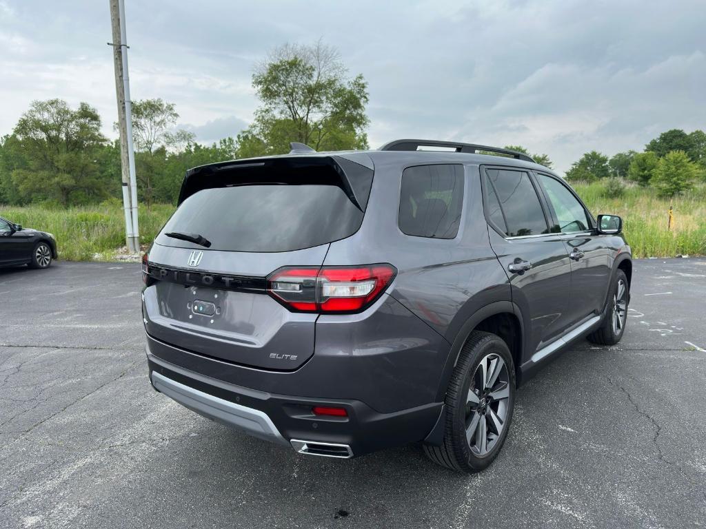 used 2023 Honda Pilot car, priced at $45,200